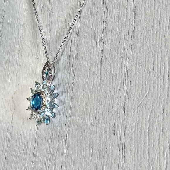 London Blue Topaz in Sterling Silver with Marquise Cut Sky Blue Topaz Stones - Picture 12 of 17